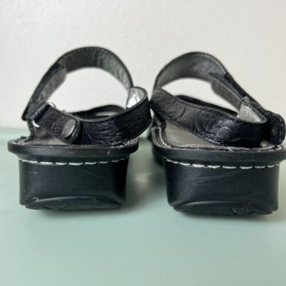 Alegria Verona Sandals Size 37 US 6.5 Black Silver Embossed Leather Sling-Back - Picture 5 of 13